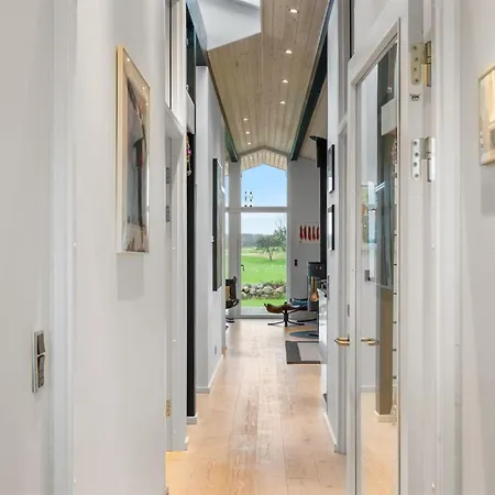 Prázdninový dům Erlinda - 600m From The Sea By Interhome